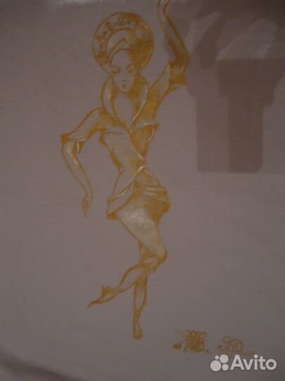 Ручная роспись, вышивка на одежде