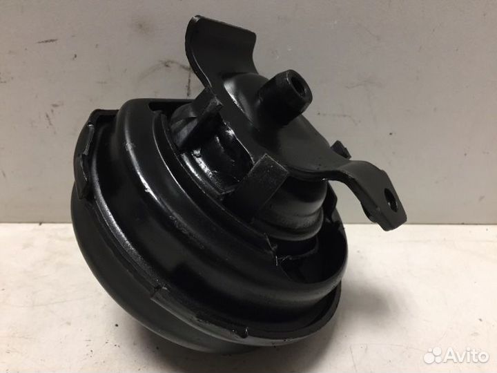 Опора двигателя Volkswagen Passat B3 1988-1993