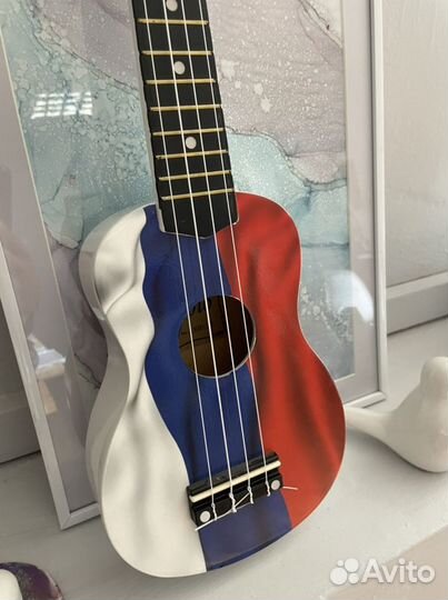 Укулеле триколор, отличный подарок