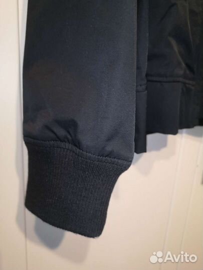 Куртка ветровка мужская hugo boss новая