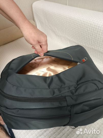 Рюкзак для путешествий на колесиках