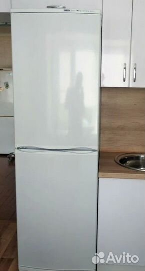 Двухкомпрессорный холодильник