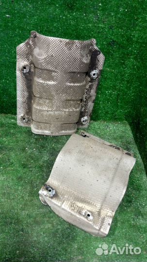 Экран тепловой Renault Logan