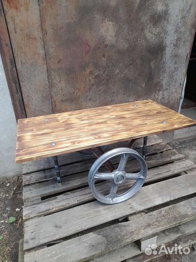 Журнальный стол в стиле лофт, индастриал