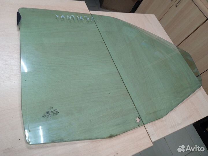 Стекло дверное заднее левое Citroen Xantia хэтчбек