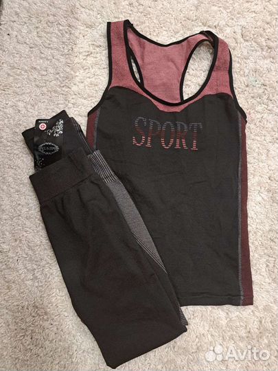 Костюм для фитнеса