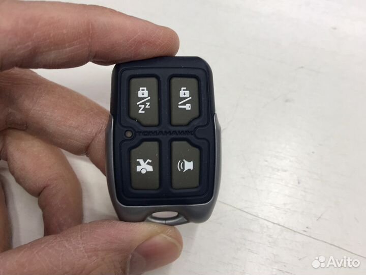 Брелок Tomahawk 9.7