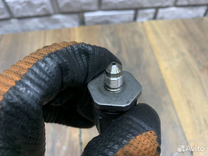 Porsche Macan S Датчик давления топлива