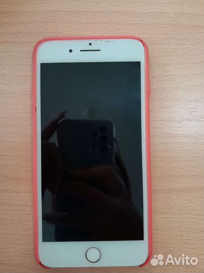 Телефон iPhone 7 Plus
