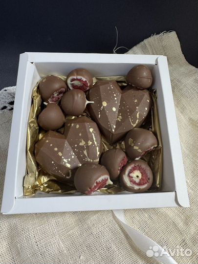 Малина в шоколаде