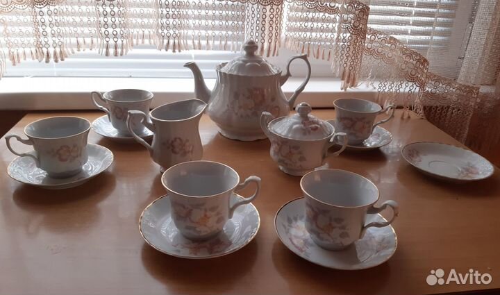 Кофейный сервиз из фарфора