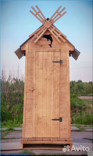 Дачный туалет деревянный