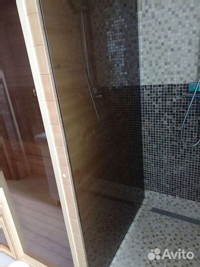 Стеклянные двери на заказ