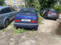 Volkswagen Vento 1.6 MT, 1997, 320 000 км, с пробегом, цена 50 000 руб.