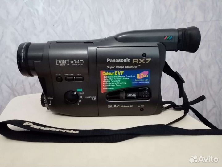 Видеокамера Panasonic RX7