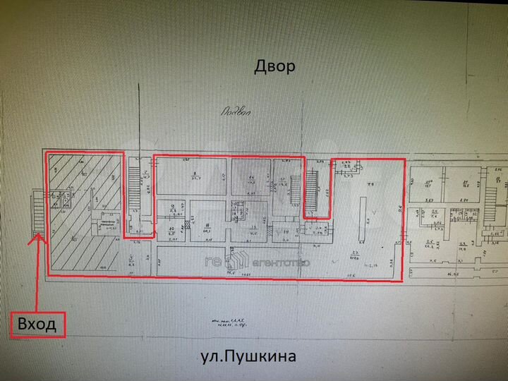 Отдельный вход Пушкина 3