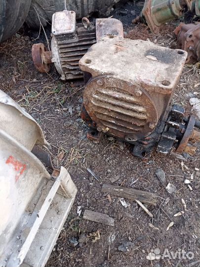 Редуктор тсн с двигателем