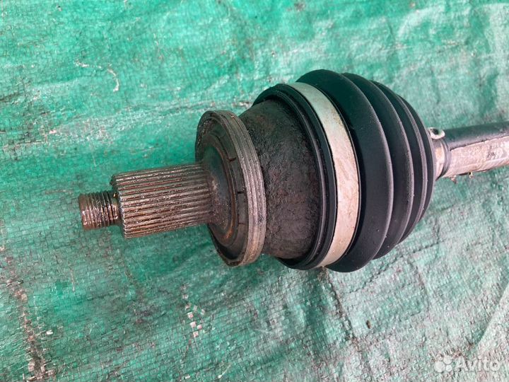 Полуось передняя левая Skoda Fabia Шкода Фабия 2