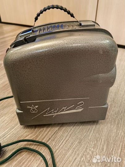 Кинопроектор луч 2