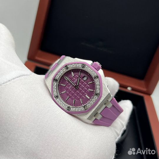 Шикарные женские часы Audemars Piguet