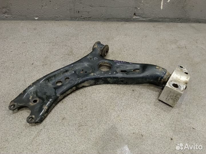 Левый рычаг в сборе для Volkswagen Passat CC 2012