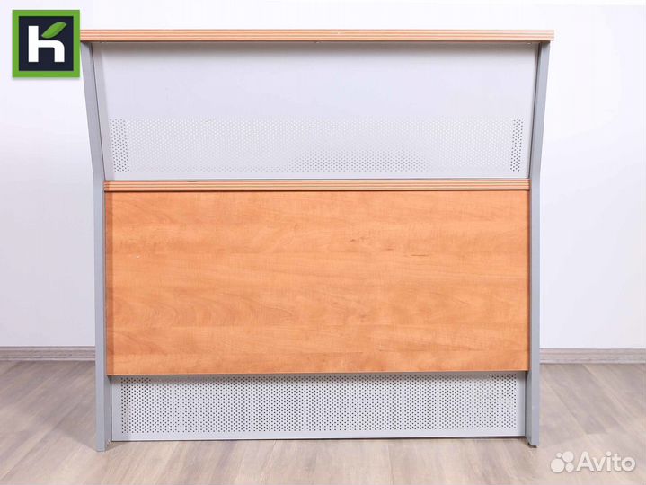 Офисная мебель бу. Стойка секретаря