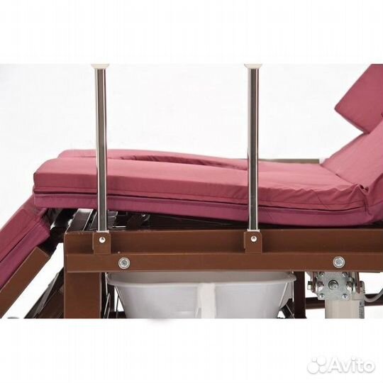 Кровать для лежачих больных с электроприводом