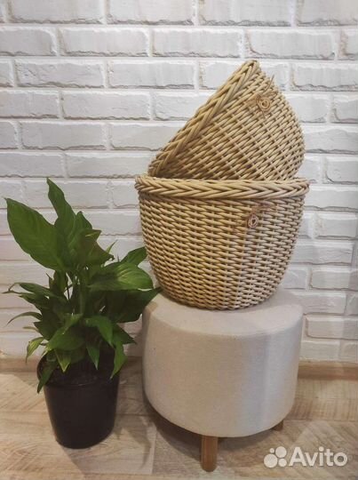 Корзина плетеная из ротанга