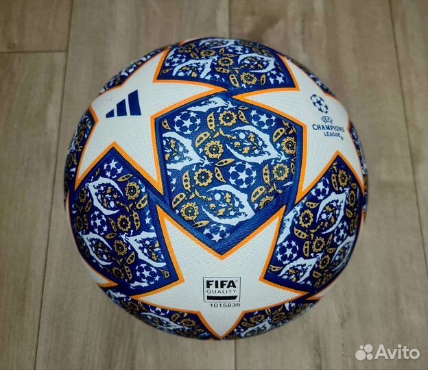 Футбольный мяч adidas лч 2023 Стамбул (новый)