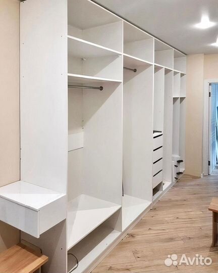 Шкаф / Бесплатная доставка