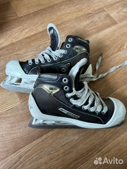 Вратарские коньки bauer