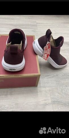 Слипоны женские бренда Vans