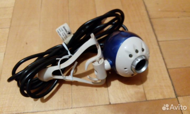 Web камера Genius VideoCam Trek 310