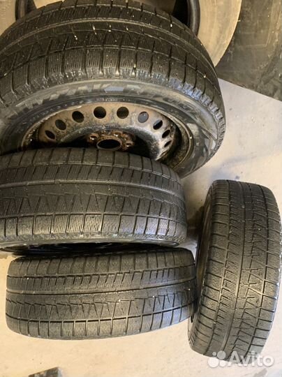 Bridgestone Blizzak Revo GZ 205/55 R16