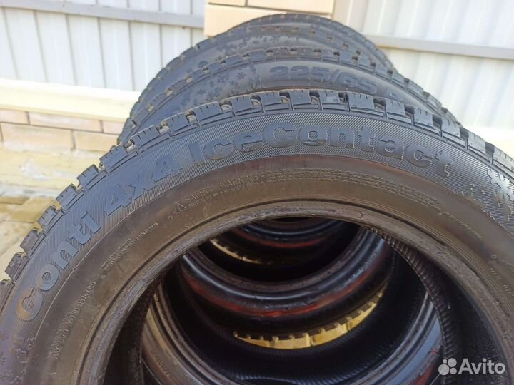 Continental Conti4x4IceContact 225/65 R17