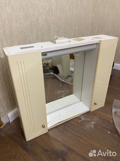 Зеркало шкаф в ванную с подсветкой