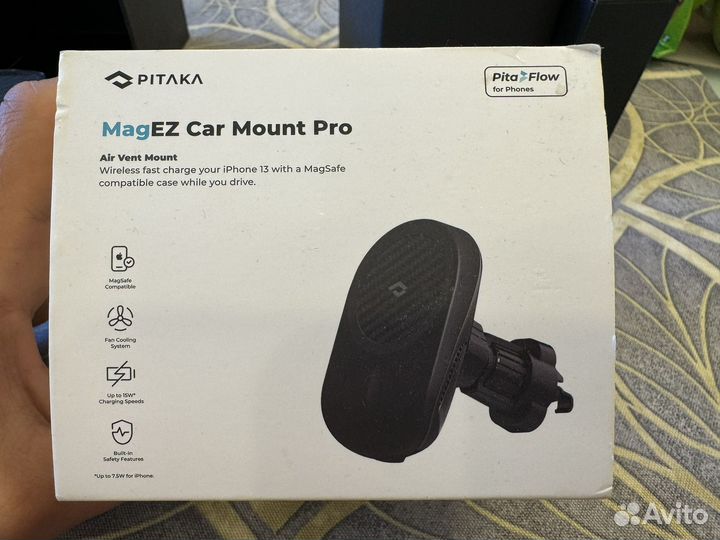 Зарядка для телефона в авто pitaka magez mount pro