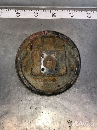 Щиток тормозной задний левый Renault Logan LS