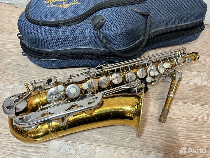 Саксофон Conn