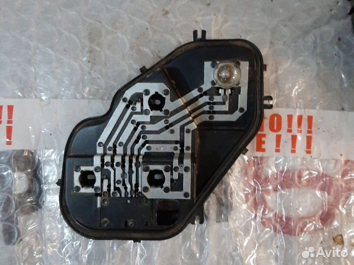 Плата заднего фонаря левого Рено Логан 2