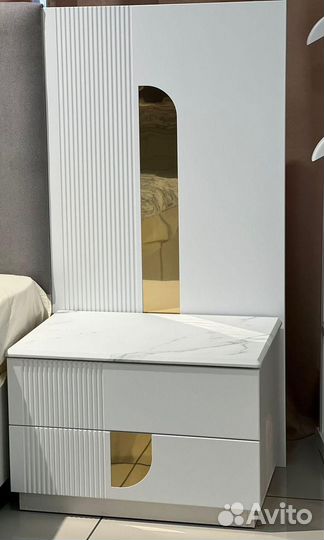 Спальные гарнитуры