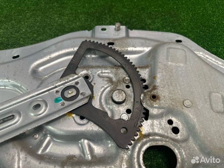 Стеклоподъемник передний правый Kia Cerato 2 TD