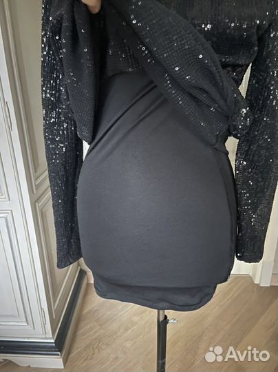 Платье нарядное вечернее черное пайетки 42