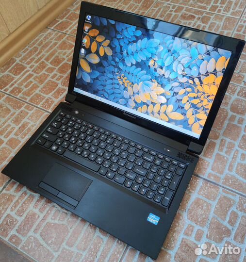 Lenovo отл сост\intel Core i3\HDD 500\акб 3ч