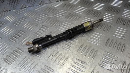 Форсунка бензиновая BMW 5 F10/F11 (3BA12B704)