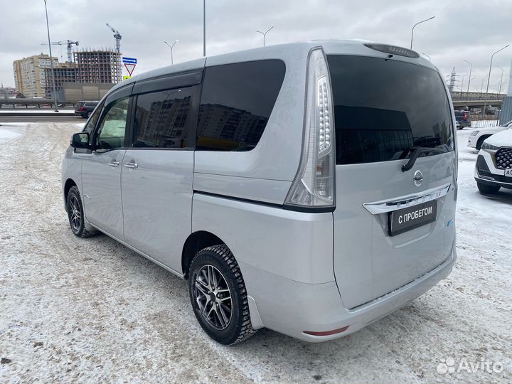 Nissan Serena 2.0 CVT, 2015, 150 000 км