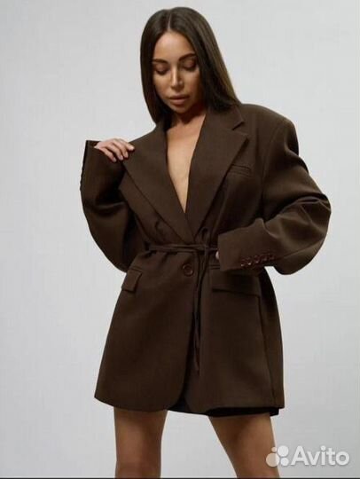 Пиджак с поясом женский