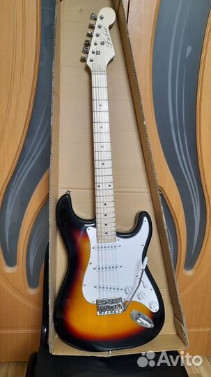 Электрогитара Fabio + гитарный эффект в подарок