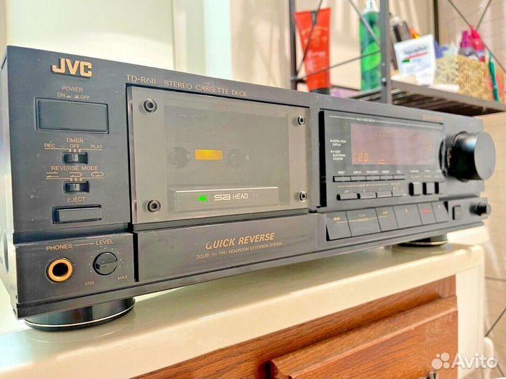 Кассетный магнитофон jvc