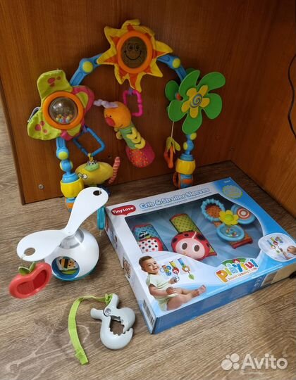 Пакет развивающих игрушек Tiny Love